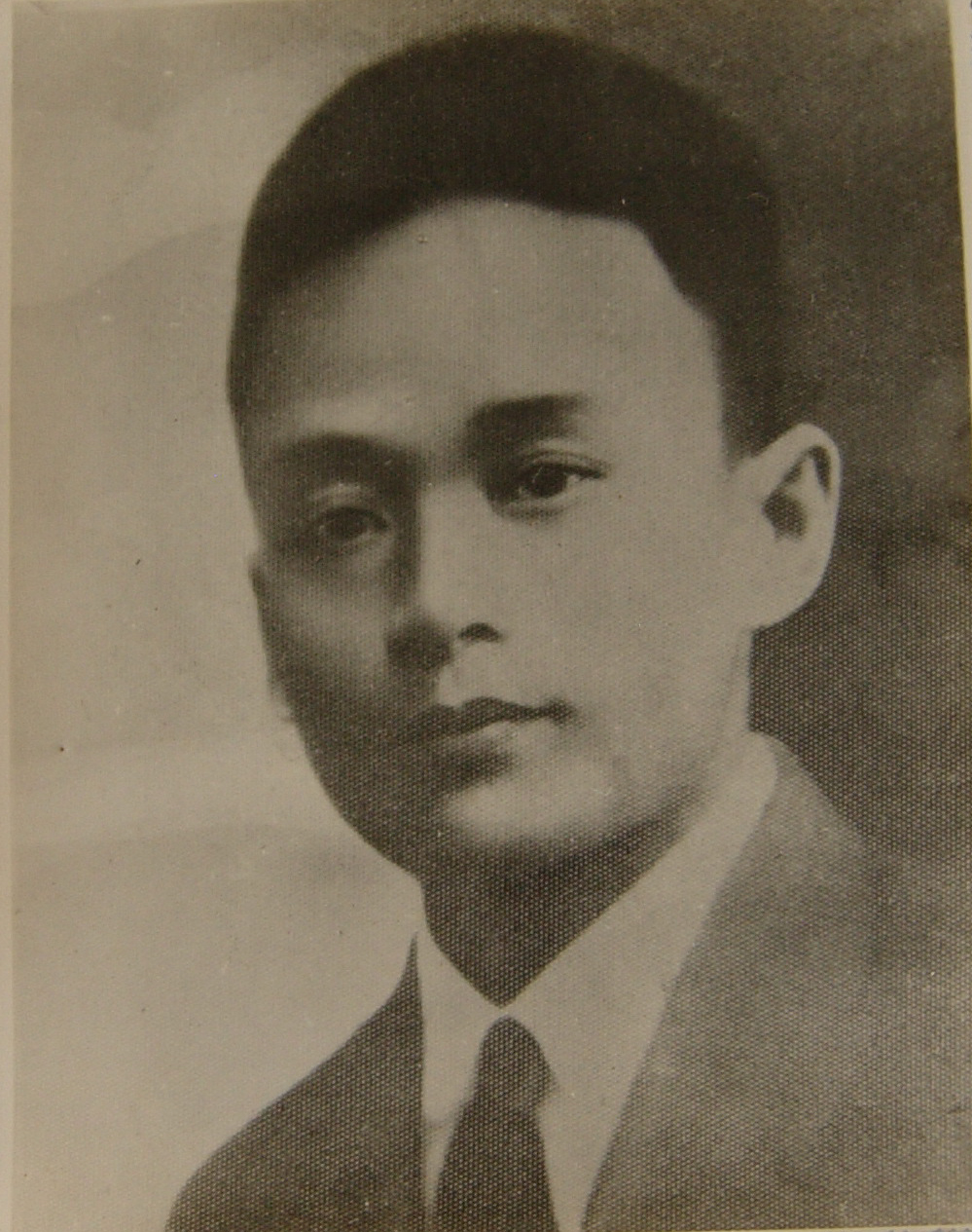 蝦邊鄉(xiāng)農(nóng)民協(xié)會副委員長關仲.jpg