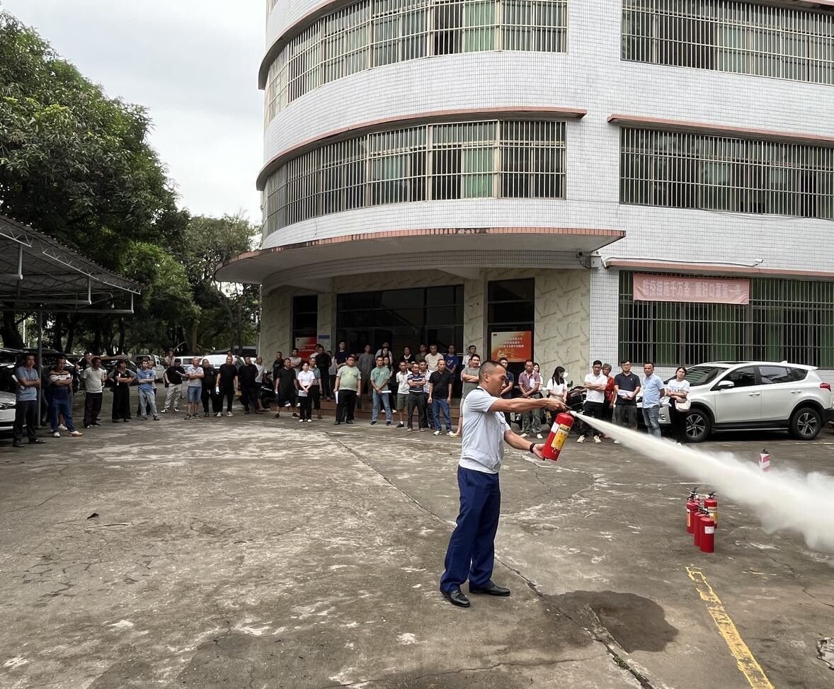 開平市科工商務局組織召開再生資源回收行業(yè)安全生產(chǎn)、消防培訓會議.docx_2