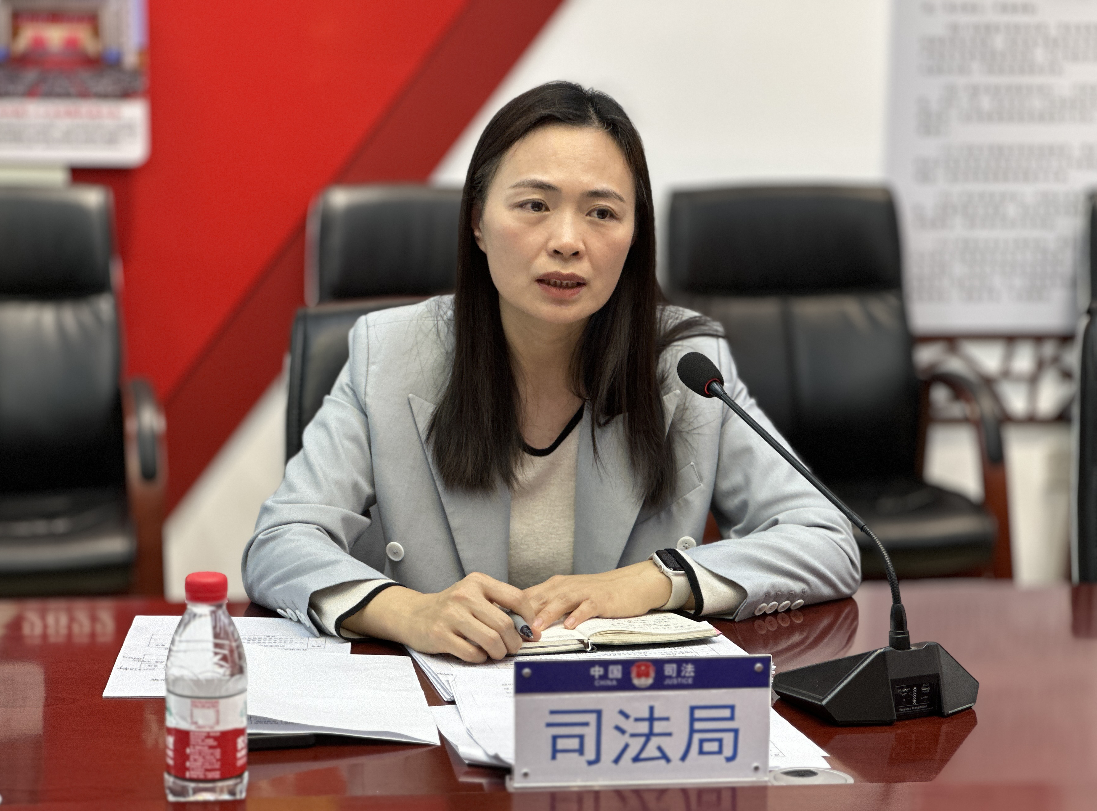開平市2025年度政府規(guī)范性文件制定與重大行政決策事項評估論證會議2.jpg