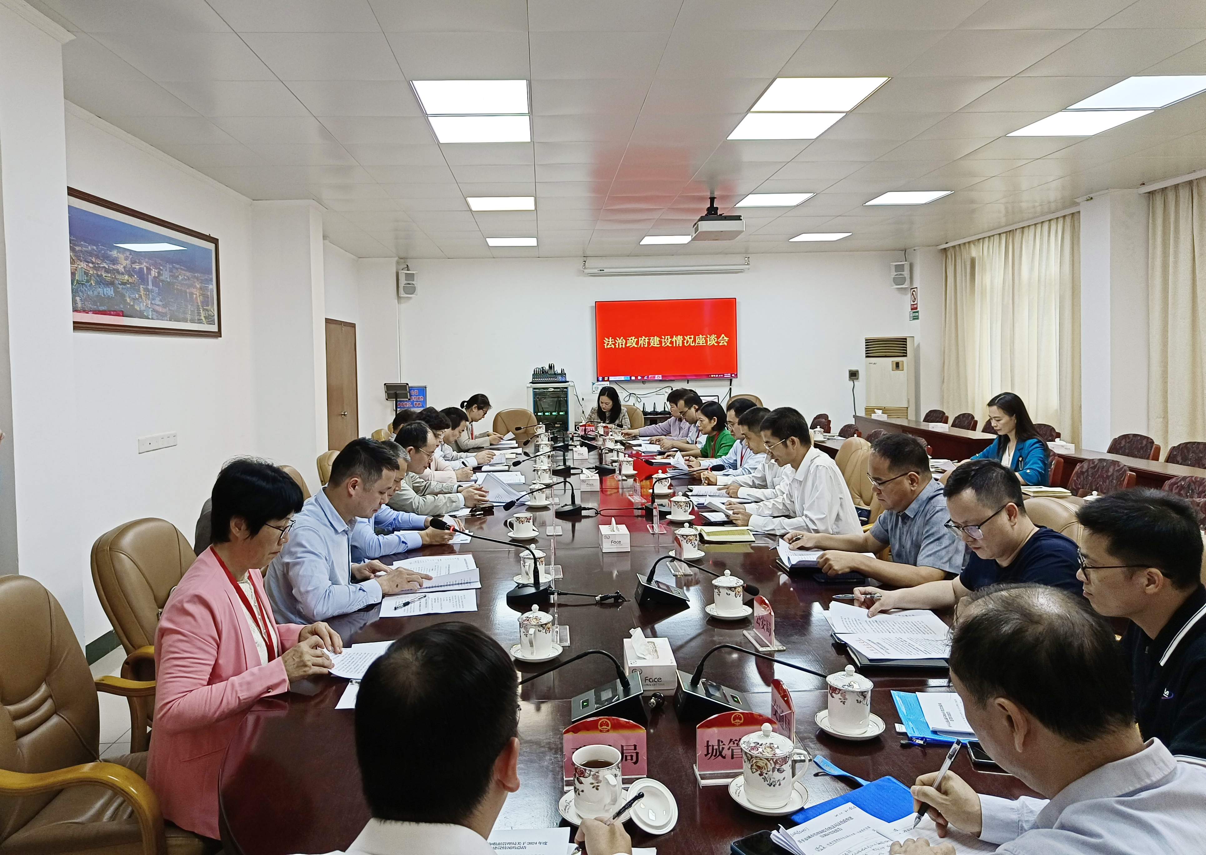 江門市人大常委會副主任鐘軍到開平市調(diào)研法治政府建設情況