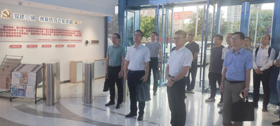 市領(lǐng)導(dǎo)率隊(duì)赴佛山調(diào)研，推動(dòng)我市行業(yè)可信數(shù)據(jù)空間建設(shè)