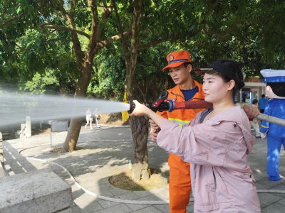 多部門(mén)聯(lián)動(dòng)強(qiáng)宣傳！市森防辦開(kāi)展森林防滅火主題宣傳活動(dòng)筑牢安全防線.docx_7