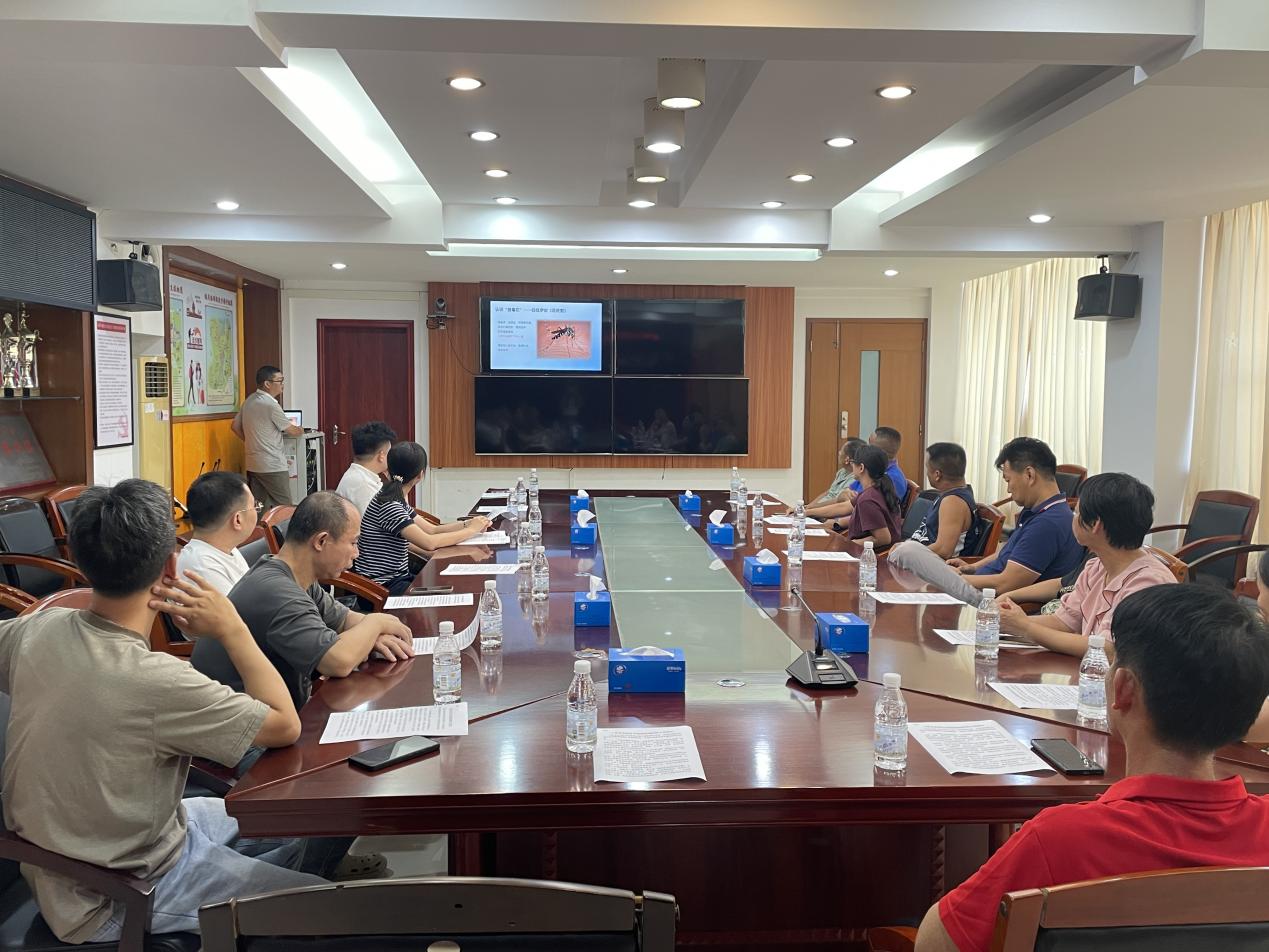 蜆岡鎮(zhèn)開展基孔肯雅熱疫情防控宣講 筑牢工業(yè)企業(yè)健康防線